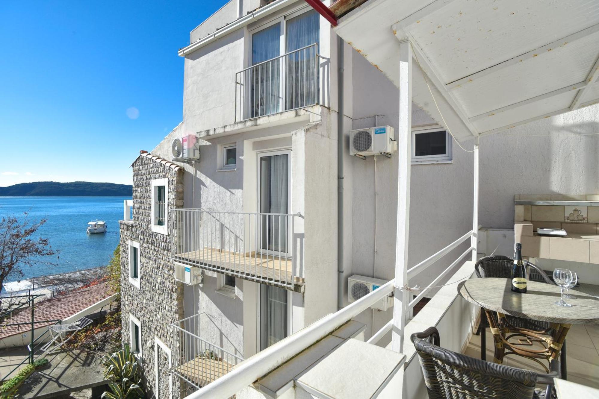 Apartments Milos Kaladjurdjevic بودفا المظهر الخارجي الصورة